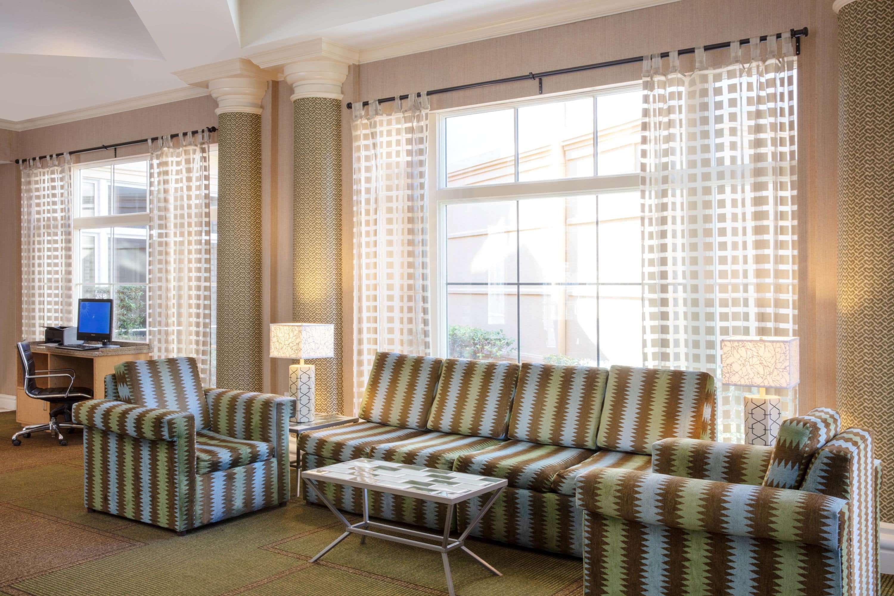 La Quinta And By Wyndham, 3*